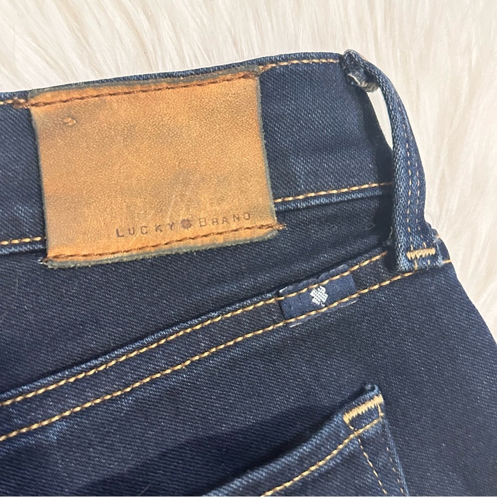 Size 4/27 Lucky Brand Dark Wash Sofia Skinny Jeans - Picture 6 of 6